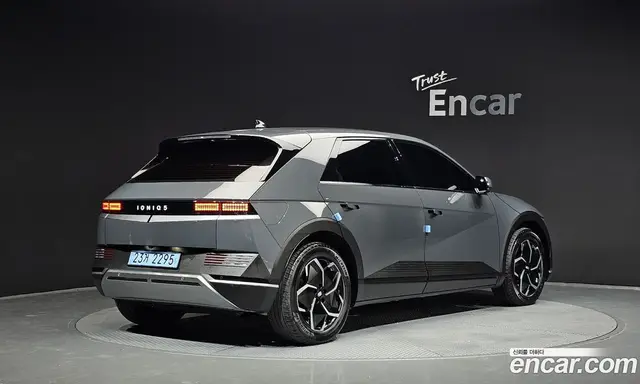 Hyundai Ioniq 5 2023 0.1 автомат (гидро), миниатюра 2