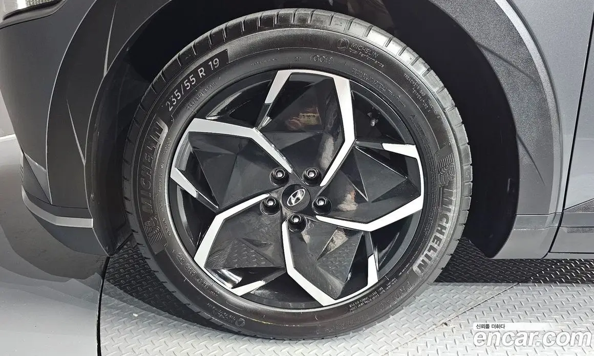 Hyundai Ioniq 5 2023 0.1 автомат (гидро), фото 5