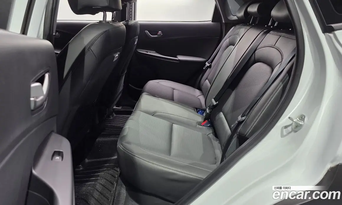 Hyundai Kona 2020 1.6 автомат (гидро), фото 11