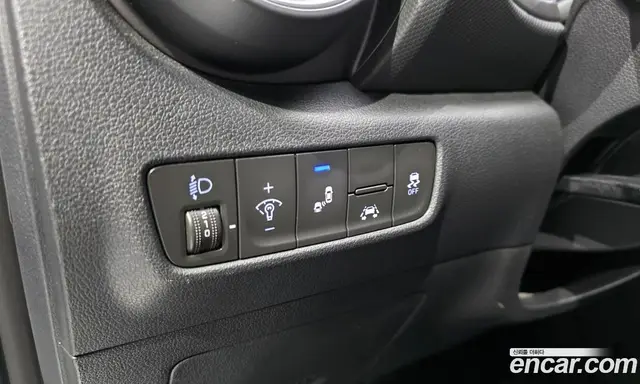 Hyundai Kona 2020 1.6 автомат (гидро), миниатюра 12