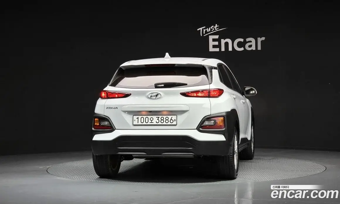 Hyundai Kona 2020 1.6 автомат (гидро), фото 4