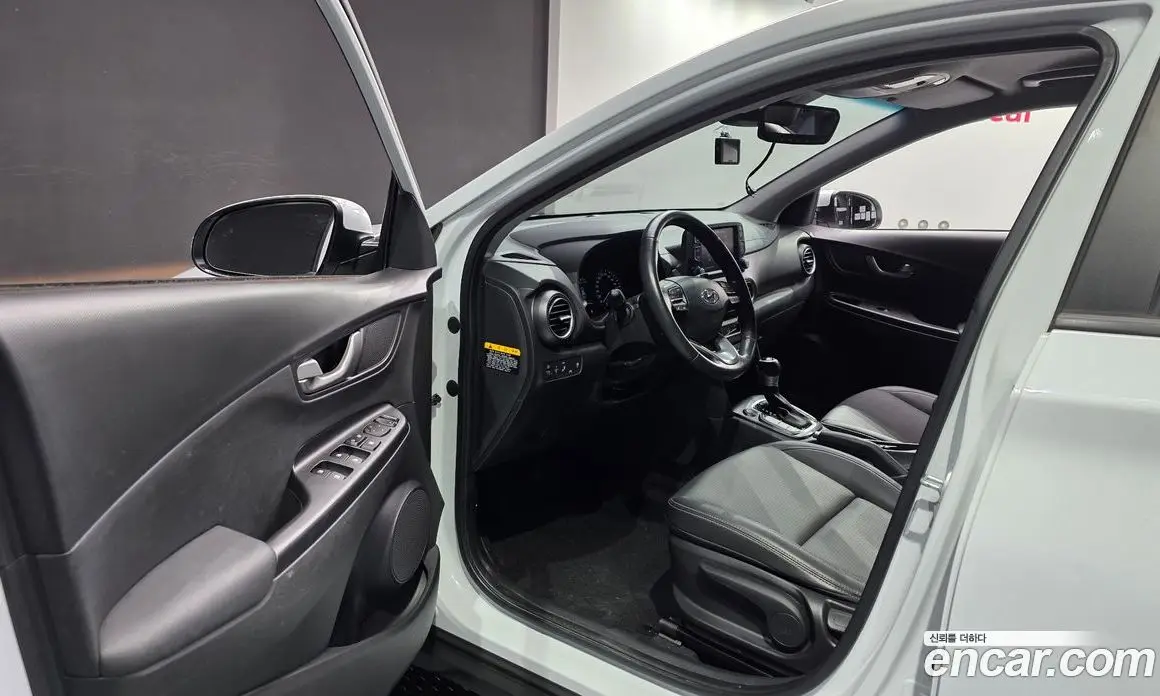 Hyundai Kona 2020 1.6 автомат (гидро), фото 10