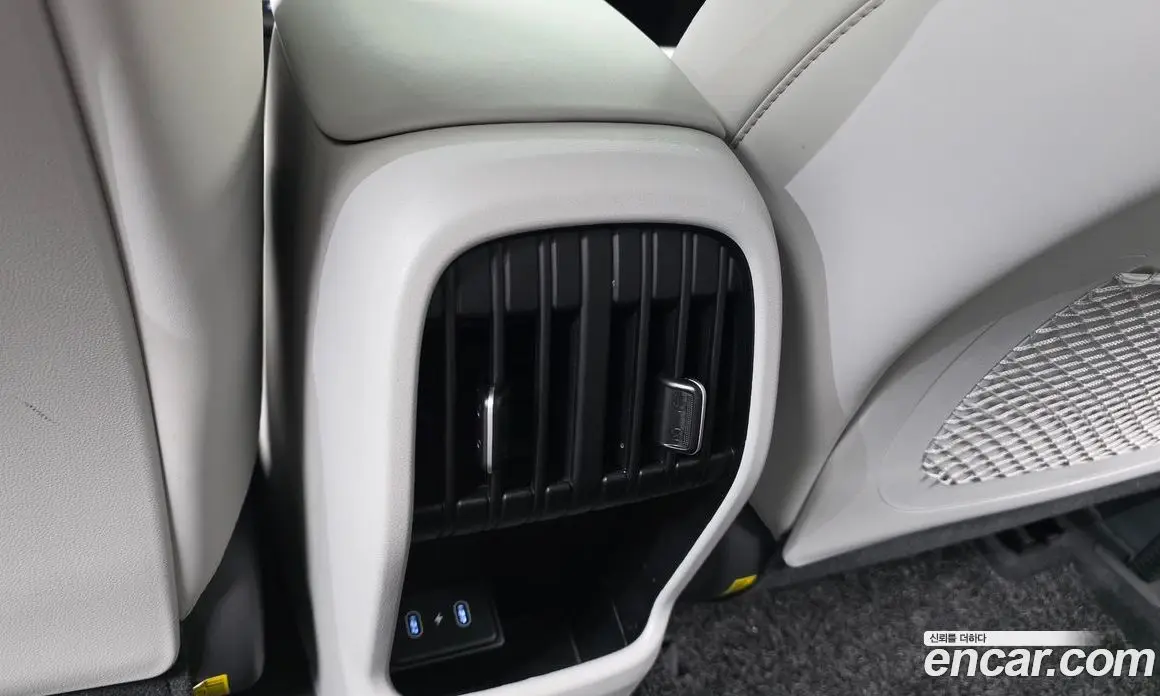 Hyundai Kona 2024 1.6 автомат (гидро), фото 30