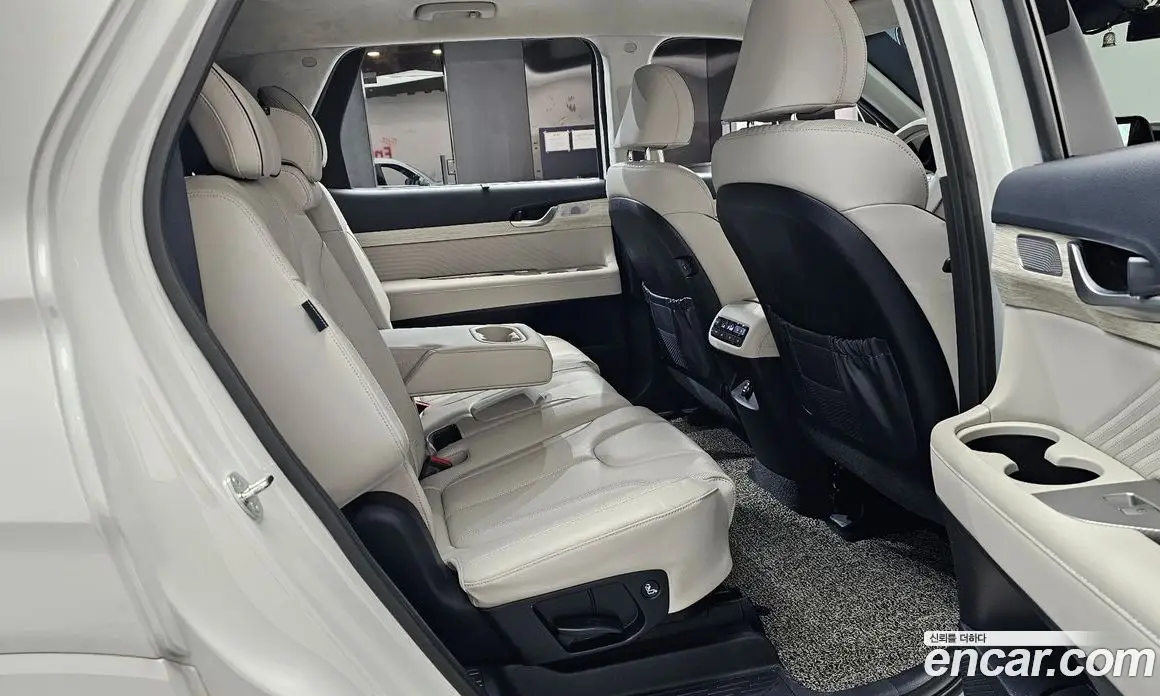 Hyundai Palisade 2023 3.8 автомат (гидро), фото 11