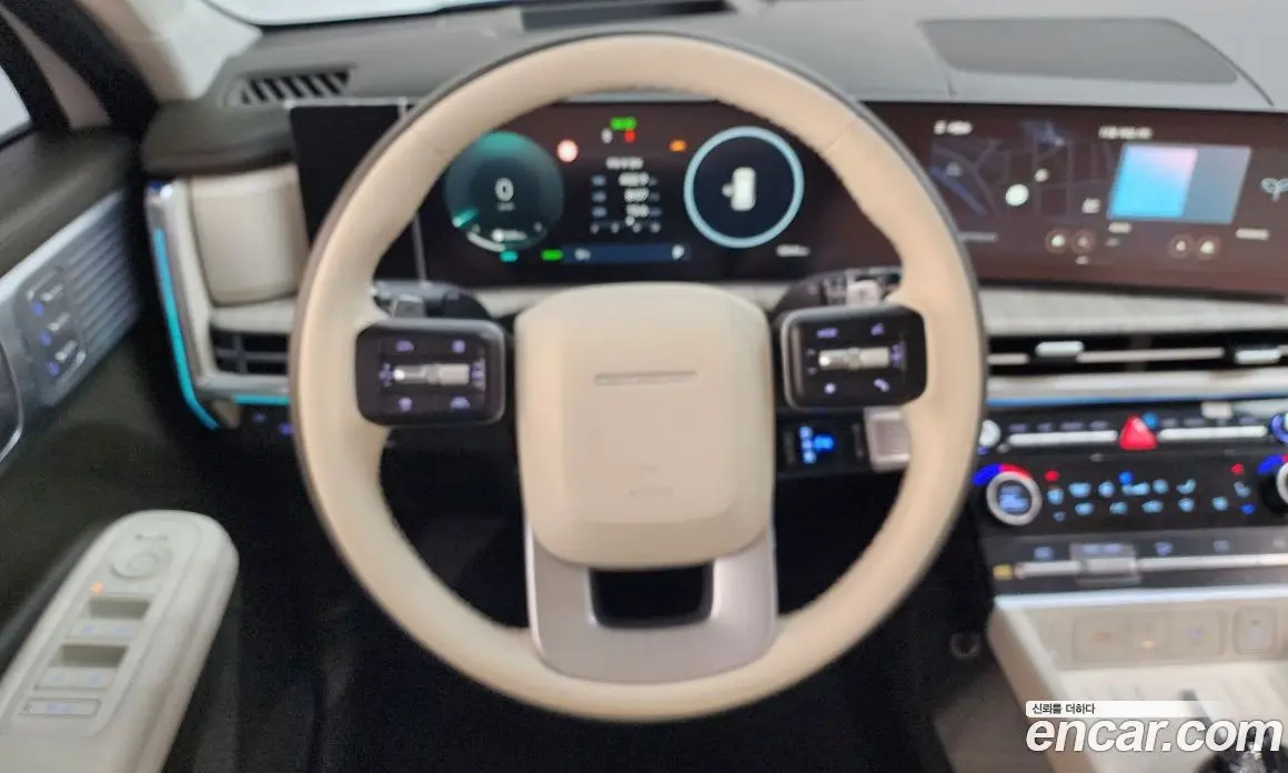 Hyundai Santa Fe 2023 1.6 автомат (гидро), фото 13