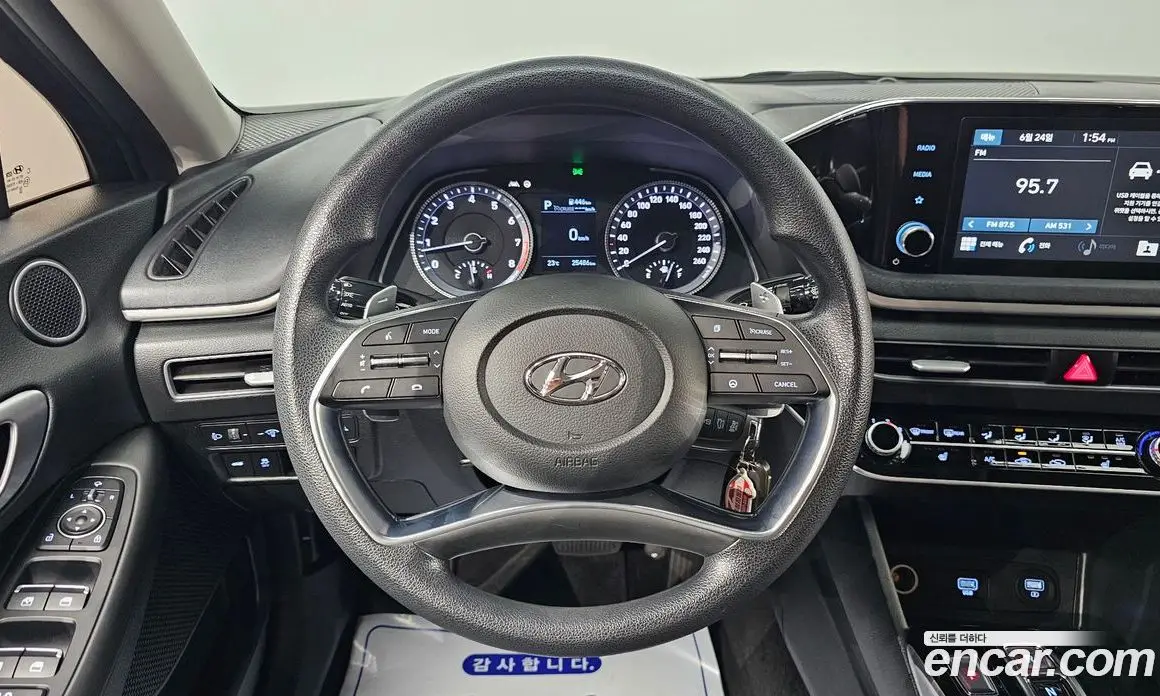 Hyundai Sonata 2019 2.0 автомат (гидро), фото 16