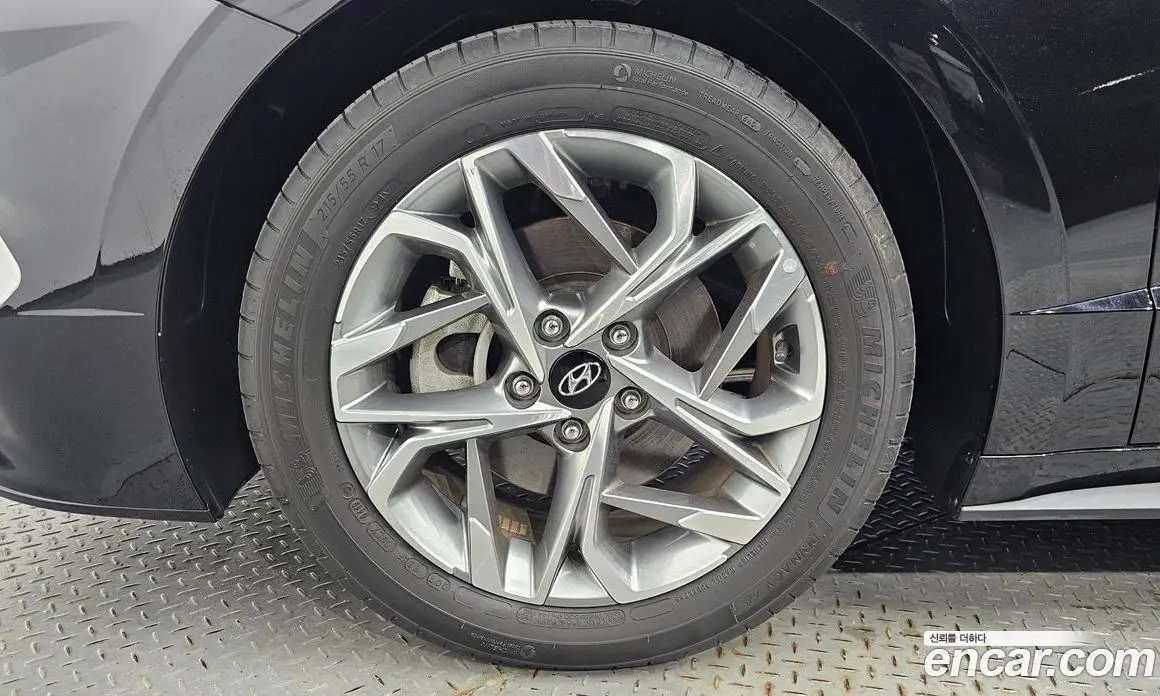Hyundai Sonata 2019 2.0 автомат (гидро), фото 5