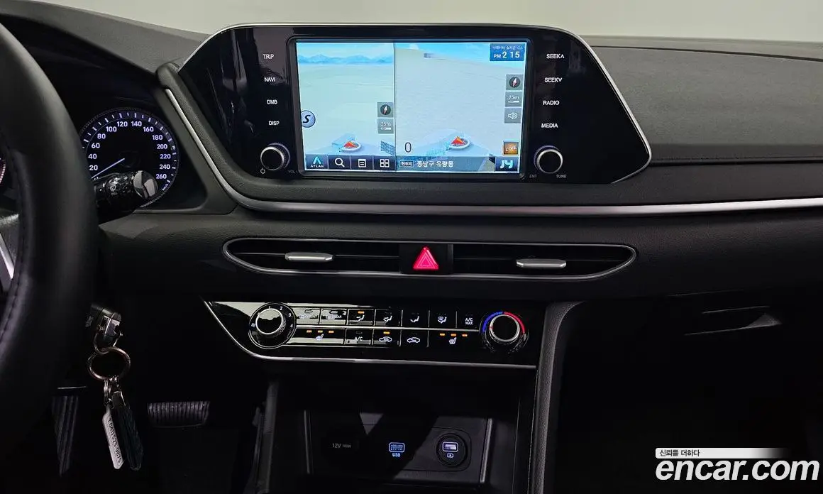Hyundai Sonata 2020 1.6 автомат (гидро), фото 17