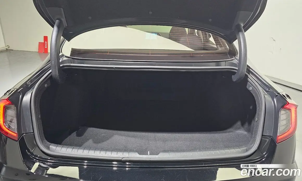 Hyundai Sonata 2020 1.6 автомат (гидро), фото 20