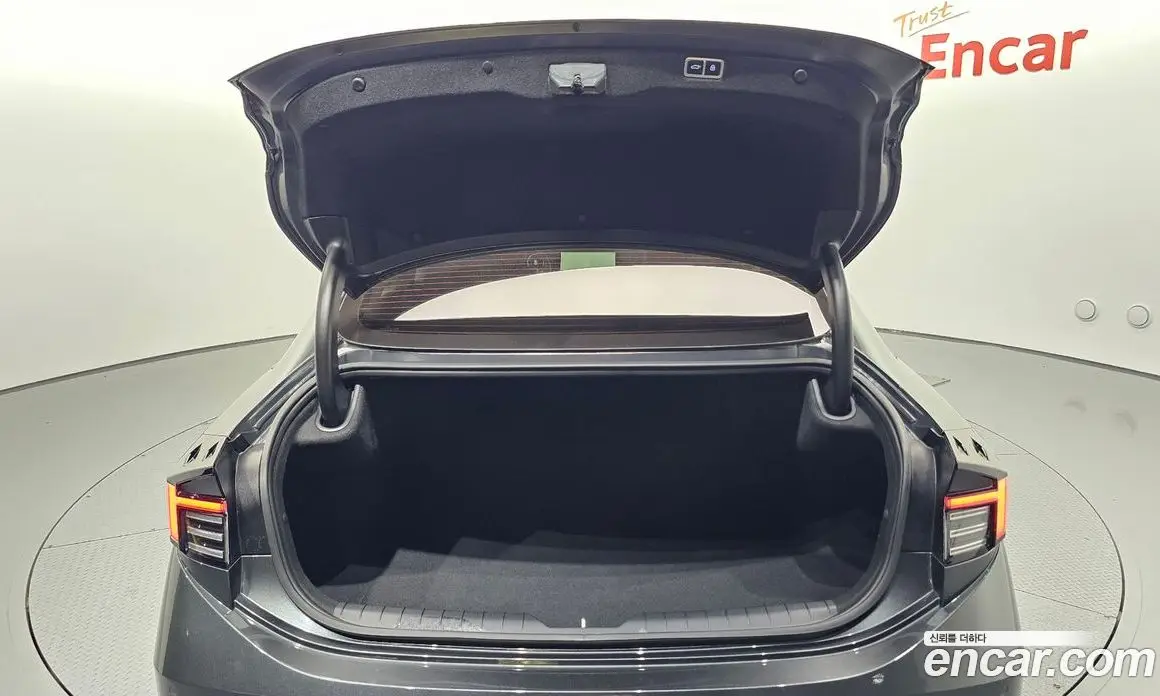 Hyundai Sonata 2024 1.6 автомат (гидро), фото 24