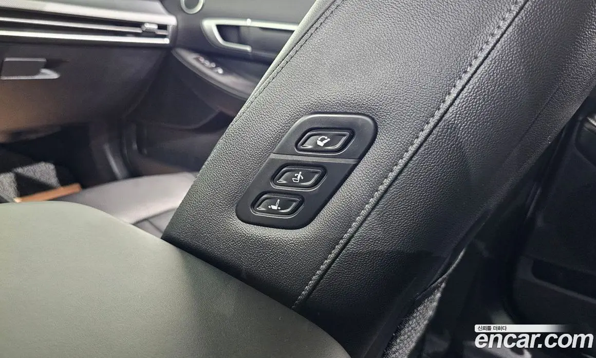 Hyundai Sonata 2024 1.6 автомат (гидро), фото 29