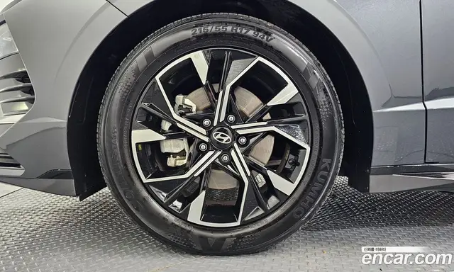 Hyundai Sonata 2024 1.6 автомат (гидро), миниатюра 5