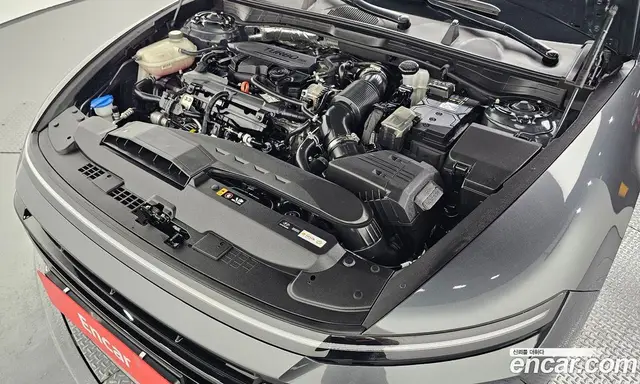 Hyundai Sonata 2024 1.6 автомат (гидро), миниатюра 6