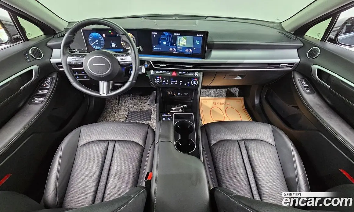 Hyundai Sonata 2024 1.6 автомат (гидро), фото 10