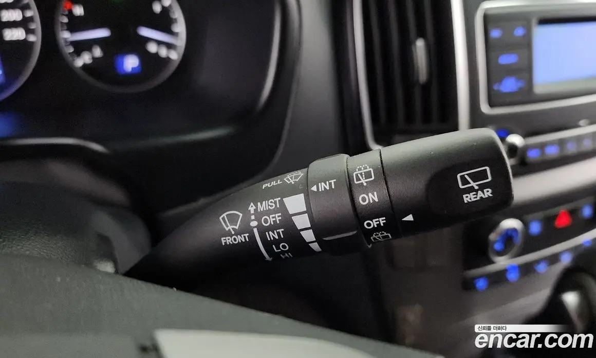 Hyundai Starex 2021 2.5 автомат (гидро), фото 26