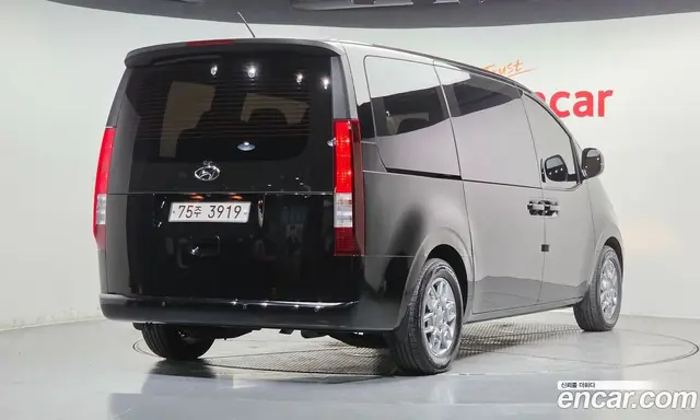 Hyundai Staria 2021 2.2 автомат (гидро), миниатюра 2