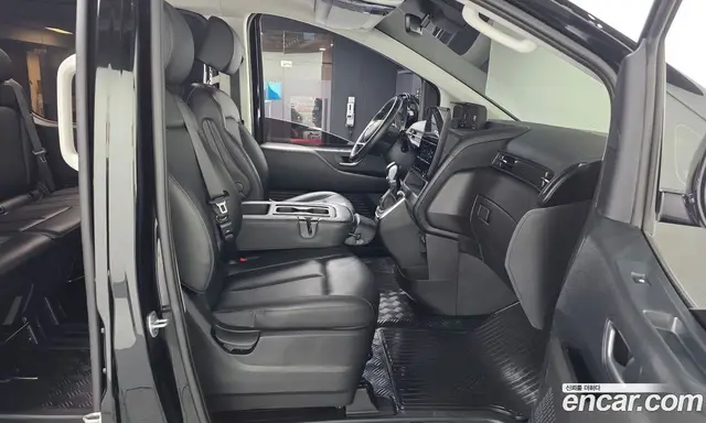Hyundai Staria 2021 2.2 автомат (гидро), миниатюра 11