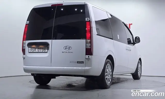 Hyundai Staria 2026 3.5 автомат (гидро), миниатюра 2
