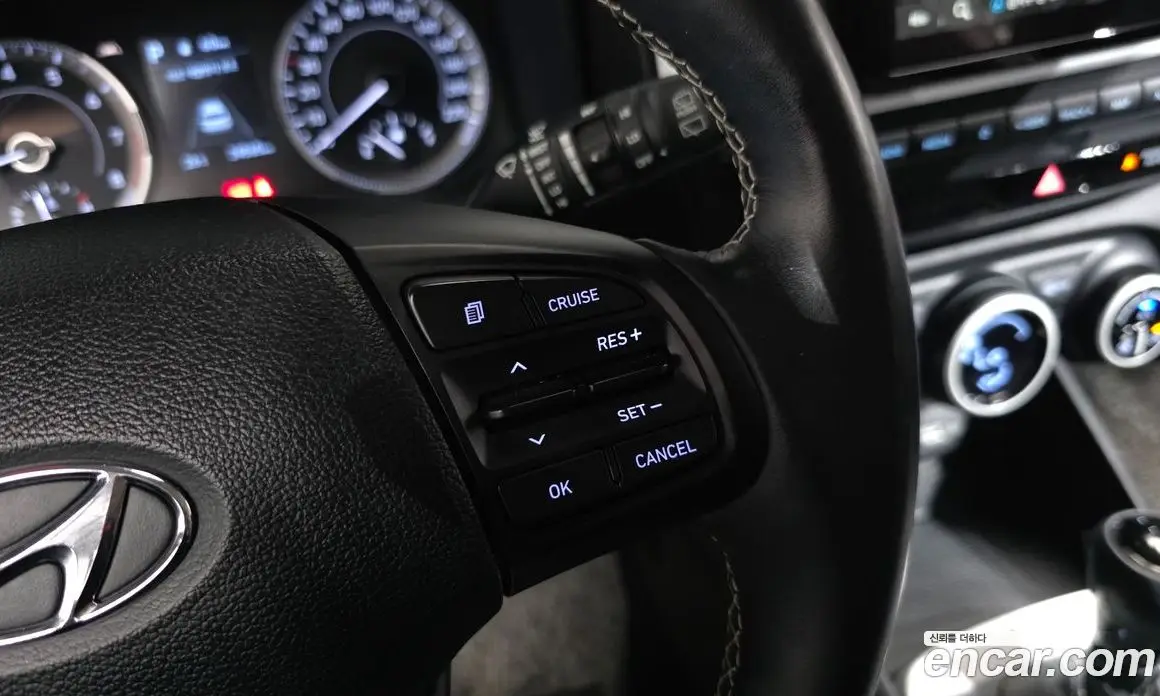 Hyundai Venue 2022 1.6 автомат (гидро), фото 25