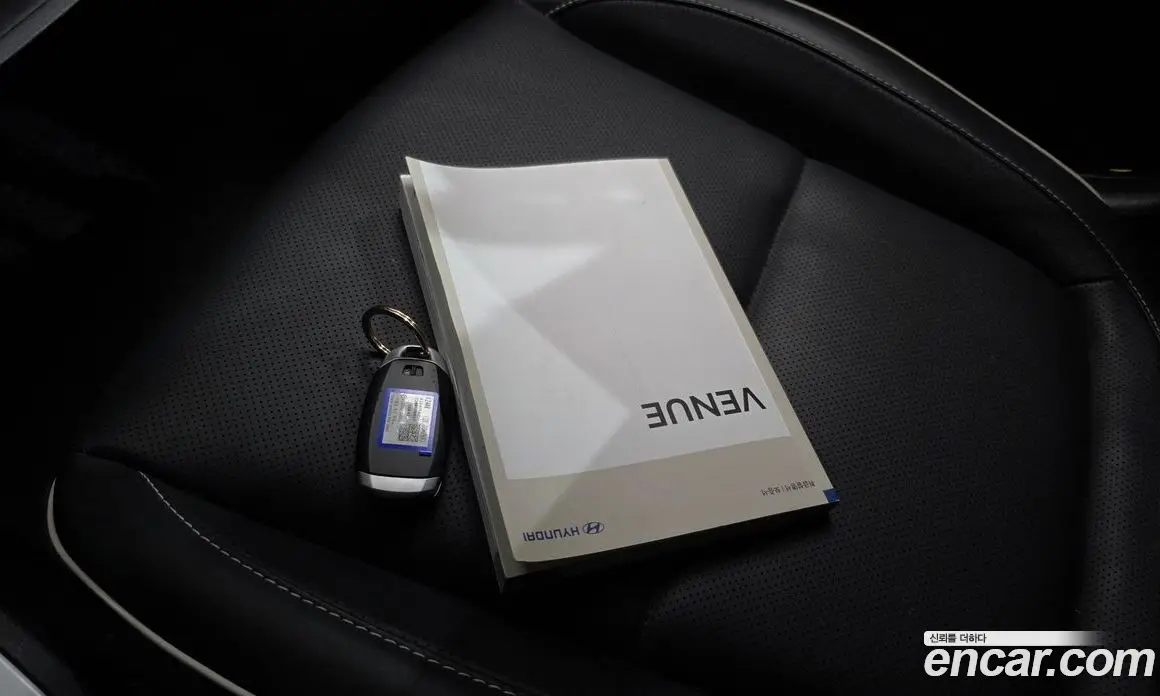 Hyundai Venue 2022 1.6 автомат (гидро), фото 29