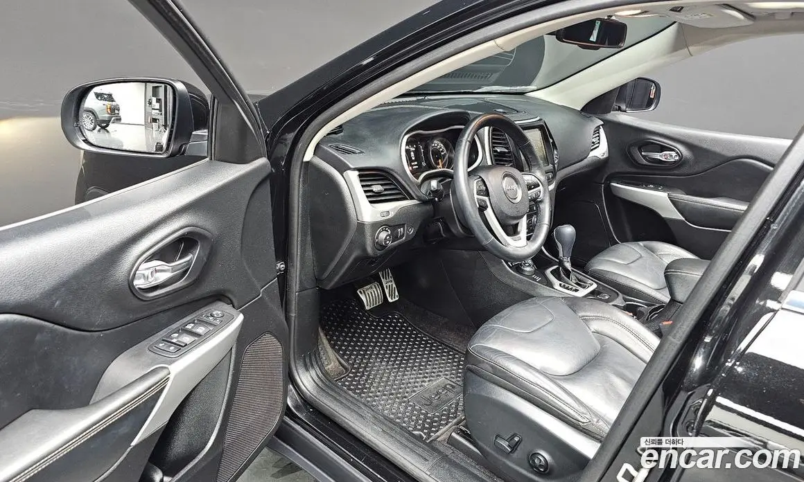 Jeep Cherokee 2018 2.4 автомат (гидро), фото 12