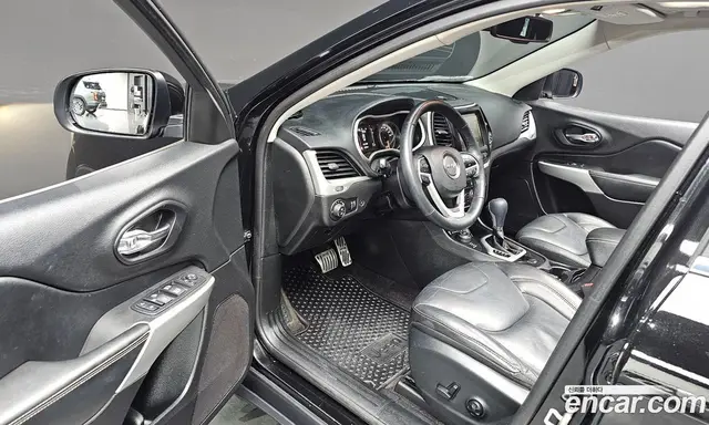Jeep Cherokee 2018 2.4 автомат (гидро), миниатюра 12
