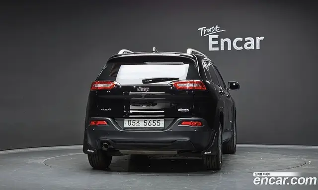 Jeep Cherokee 2018 2.4 автомат (гидро), миниатюра 4