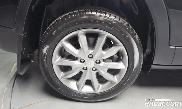 Jeep Cherokee 2018 2.4 автомат (гидро), миниатюра 5