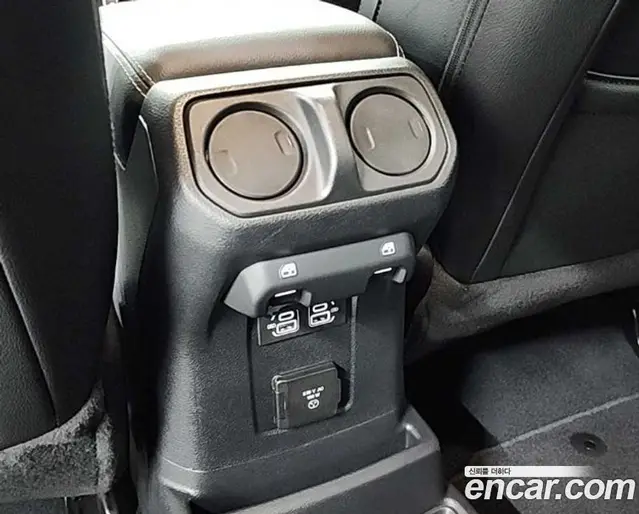 Jeep Wrangler 2022 2.0 автомат (гидро), миниатюра 12