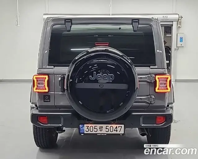 Jeep Wrangler 2022 2.0 автомат (гидро), миниатюра 3