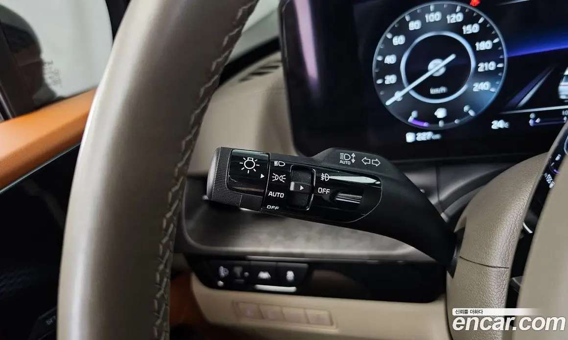 Kia Carnival 2022 3.5 автомат (гидро), фото 34
