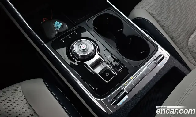 Kia Carnival 2024 1.6 автомат (гидро), миниатюра 12