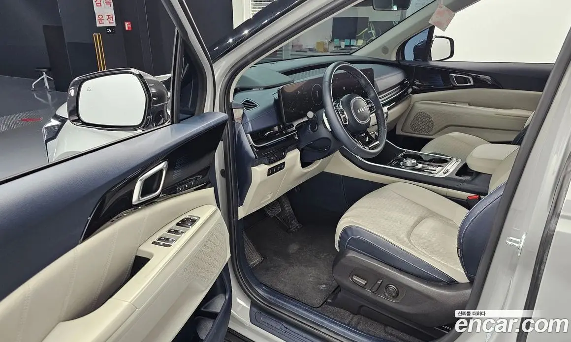 Kia Carnival 2024 1.6 автомат (гидро), фото 13
