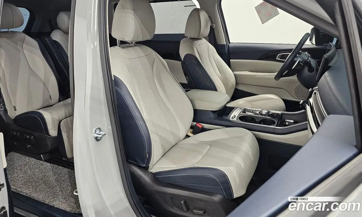 Kia Carnival 2024 1.6 автомат (гидро), фото 18