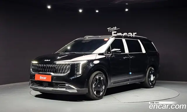 Kia Carnival, 2025, 18 км