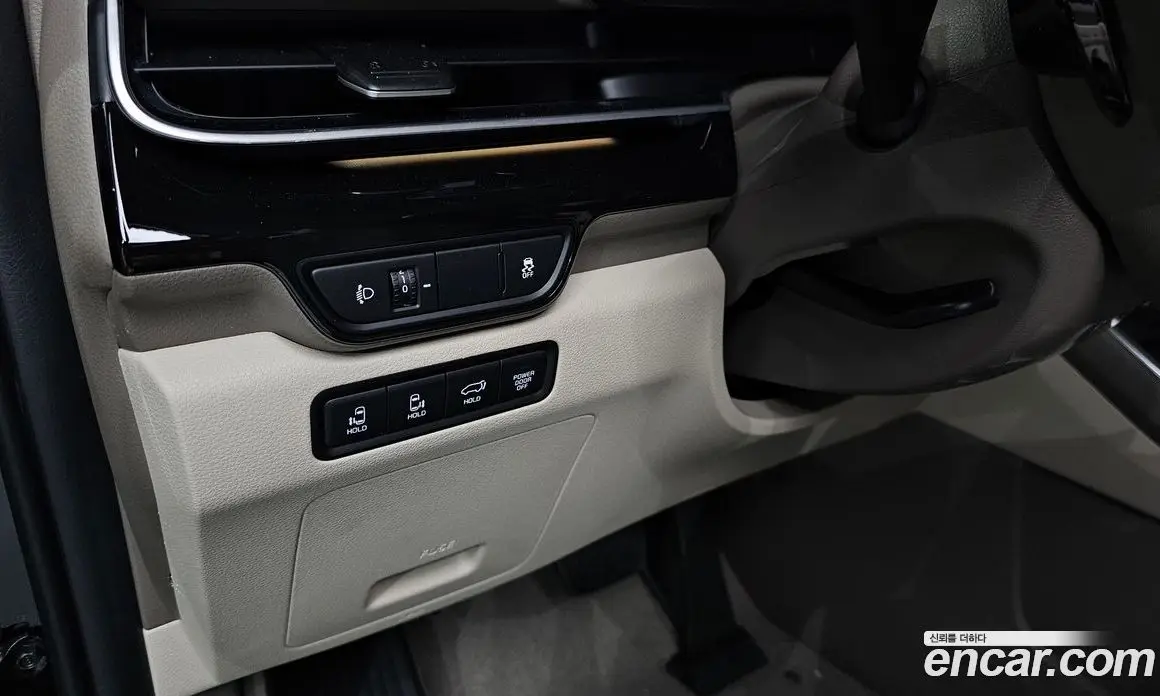 Kia Carnival 2025 1.6 автомат (гидро), фото 20