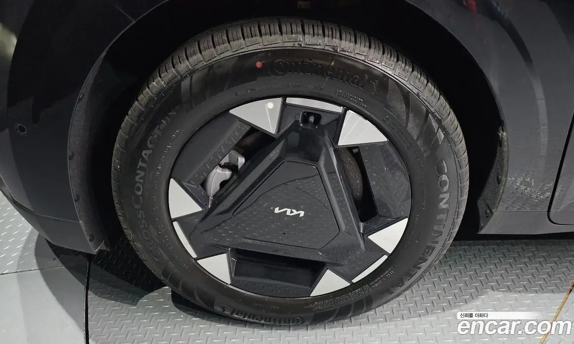 Kia Carnival 2025 1.6 автомат (гидро), фото 5