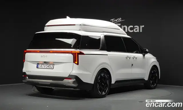 Kia Carnival, 2025, 4 705 км