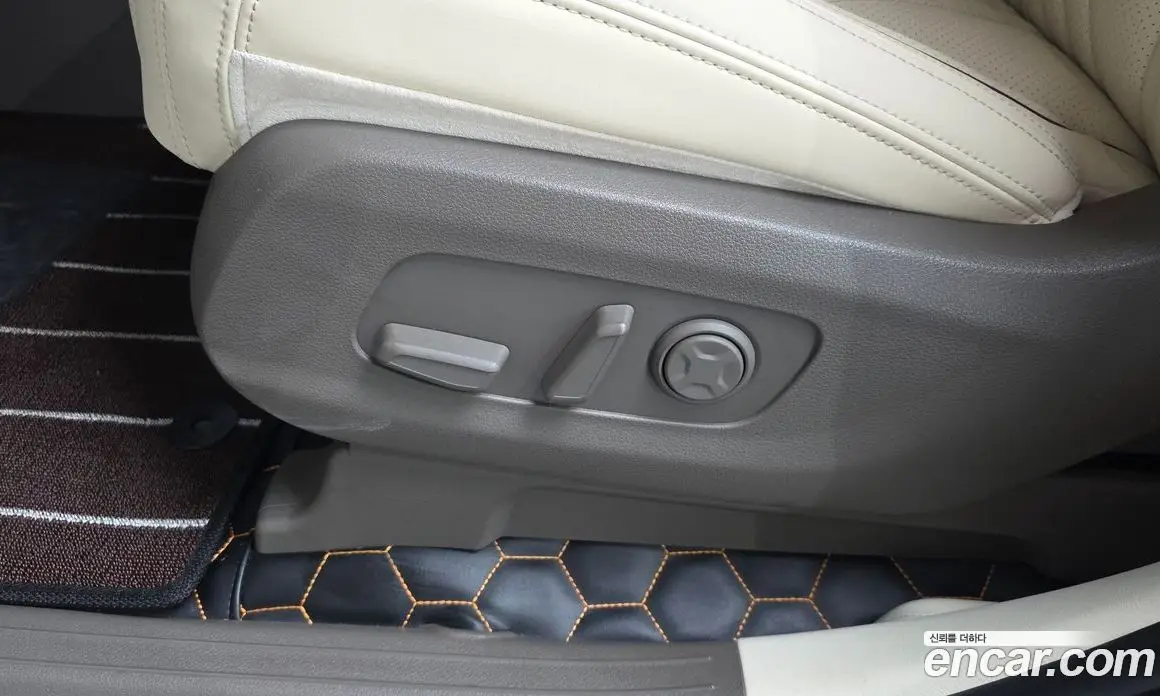 Kia Carnival 2025 3.5 автомат (гидро), фото 30