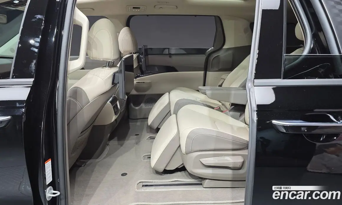 Kia Carnival 2025 3.5 автомат (гидро), фото 12