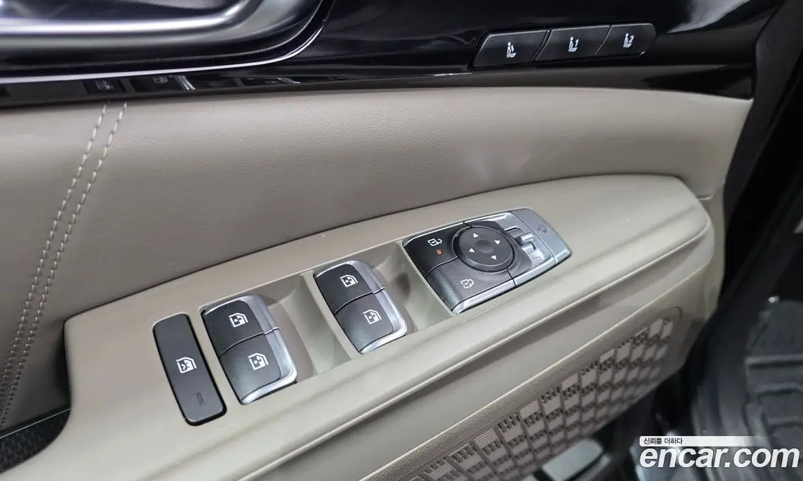 Kia Carnival 2025 1.6 автомат (гидро), фото 32
