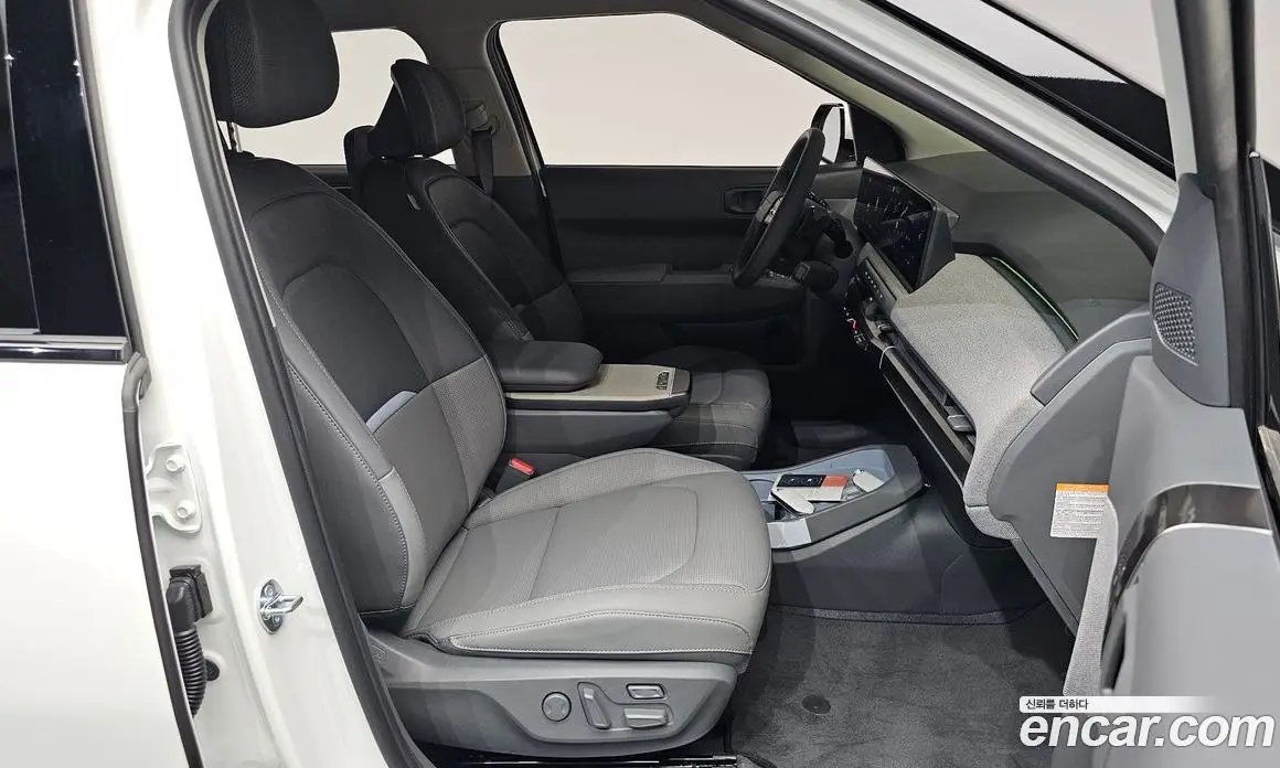 Kia EV3 2026 0.2 автомат (гидро), фото 15