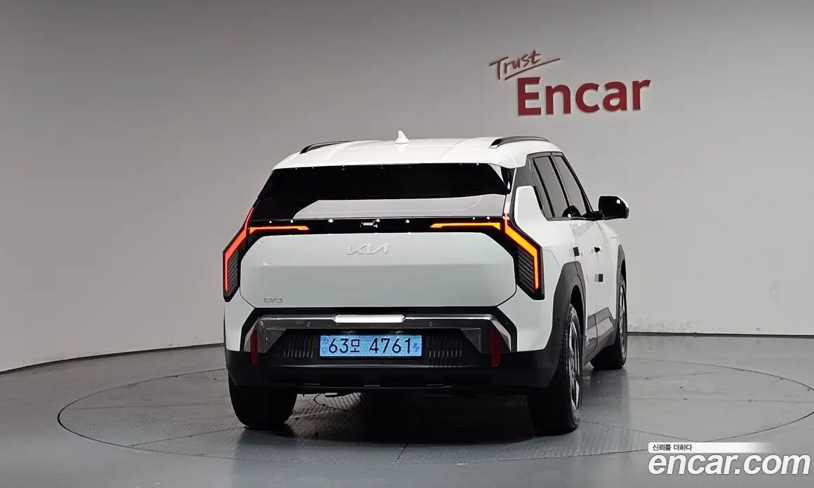 Kia EV3 2026 0.2 автомат (гидро), фото 3