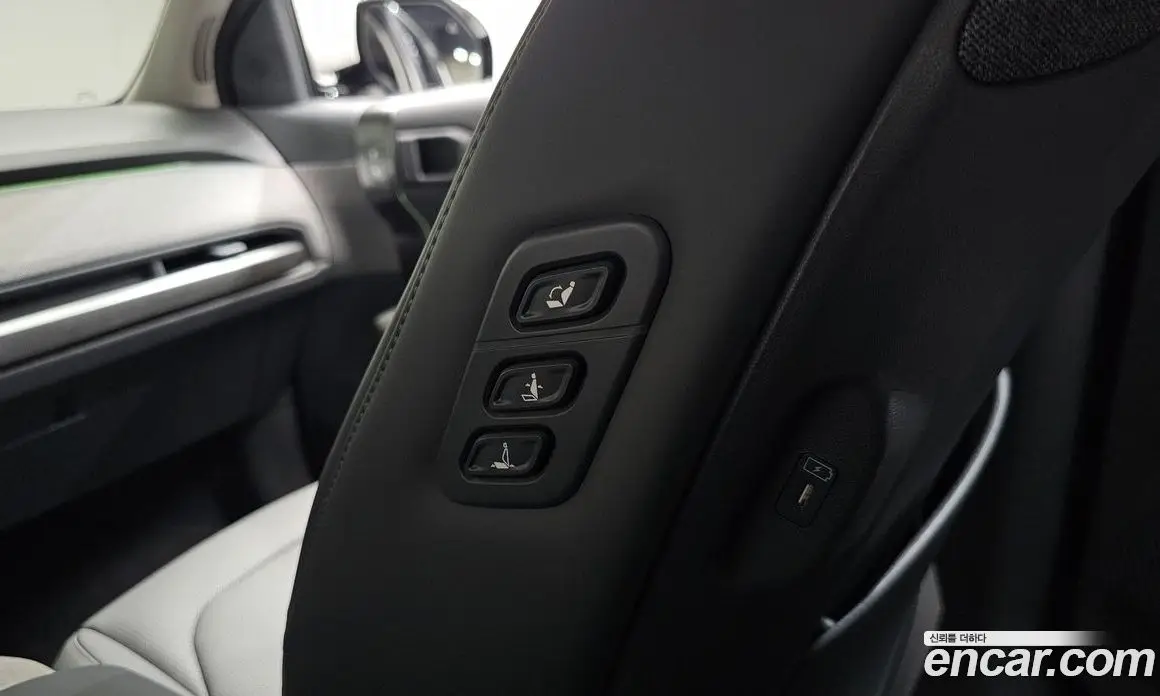 Kia EV3 2026 0.2 автомат (гидро), фото 32