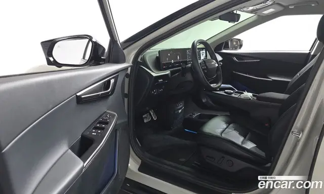 Kia EV6 2025 0.1 автомат (гидро), миниатюра 12