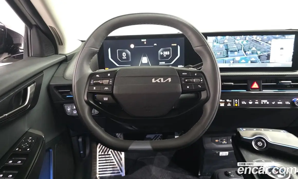 Kia EV6 2025 0.1 автомат (гидро), фото 17