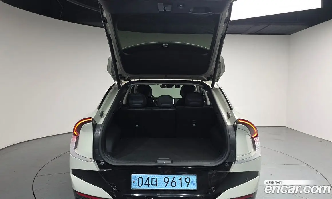 Kia EV6 2025 0.1 автомат (гидро), фото 25
