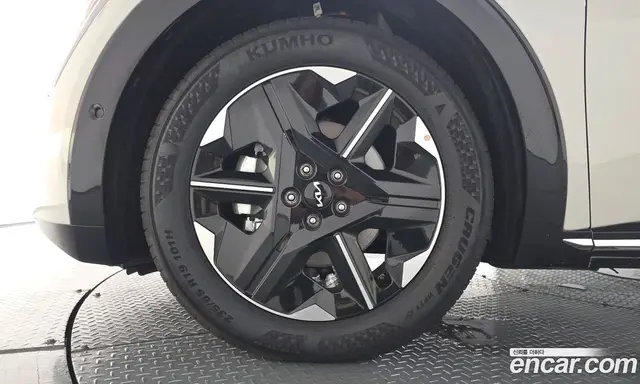 Kia EV6 2025 0.1 автомат (гидро), миниатюра 4
