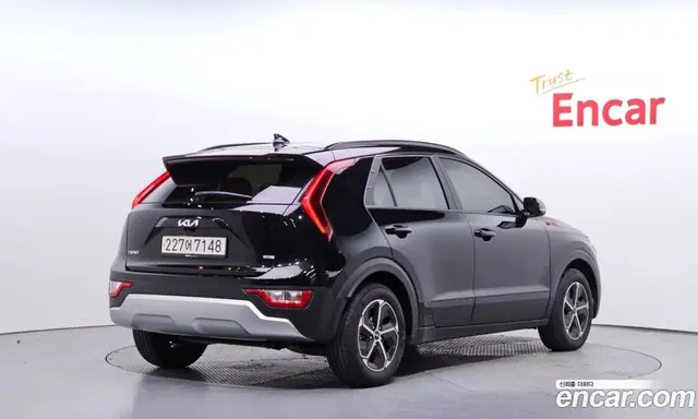 Kia Niro 2024 1.6 автомат (гидро), миниатюра 2