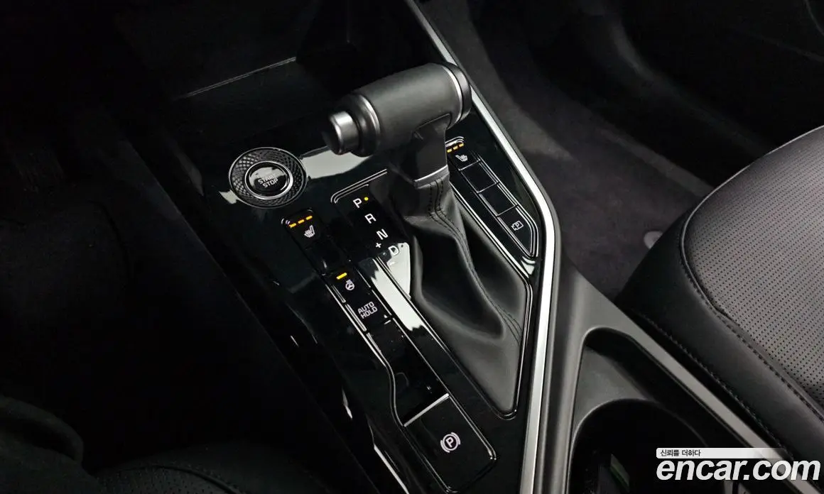 Kia Niro 2024 1.6 автомат (гидро), фото 12